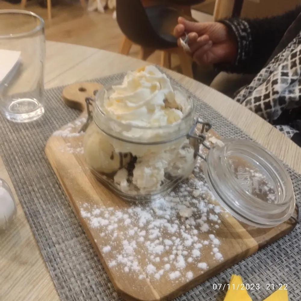 Glace A la Vanille Chantilly